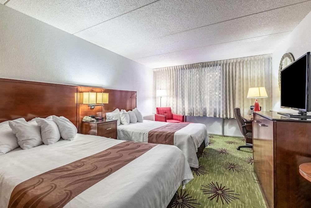 Quality Inn & Suites Conference Center Statesboro Historic District מראה חיצוני תמונה